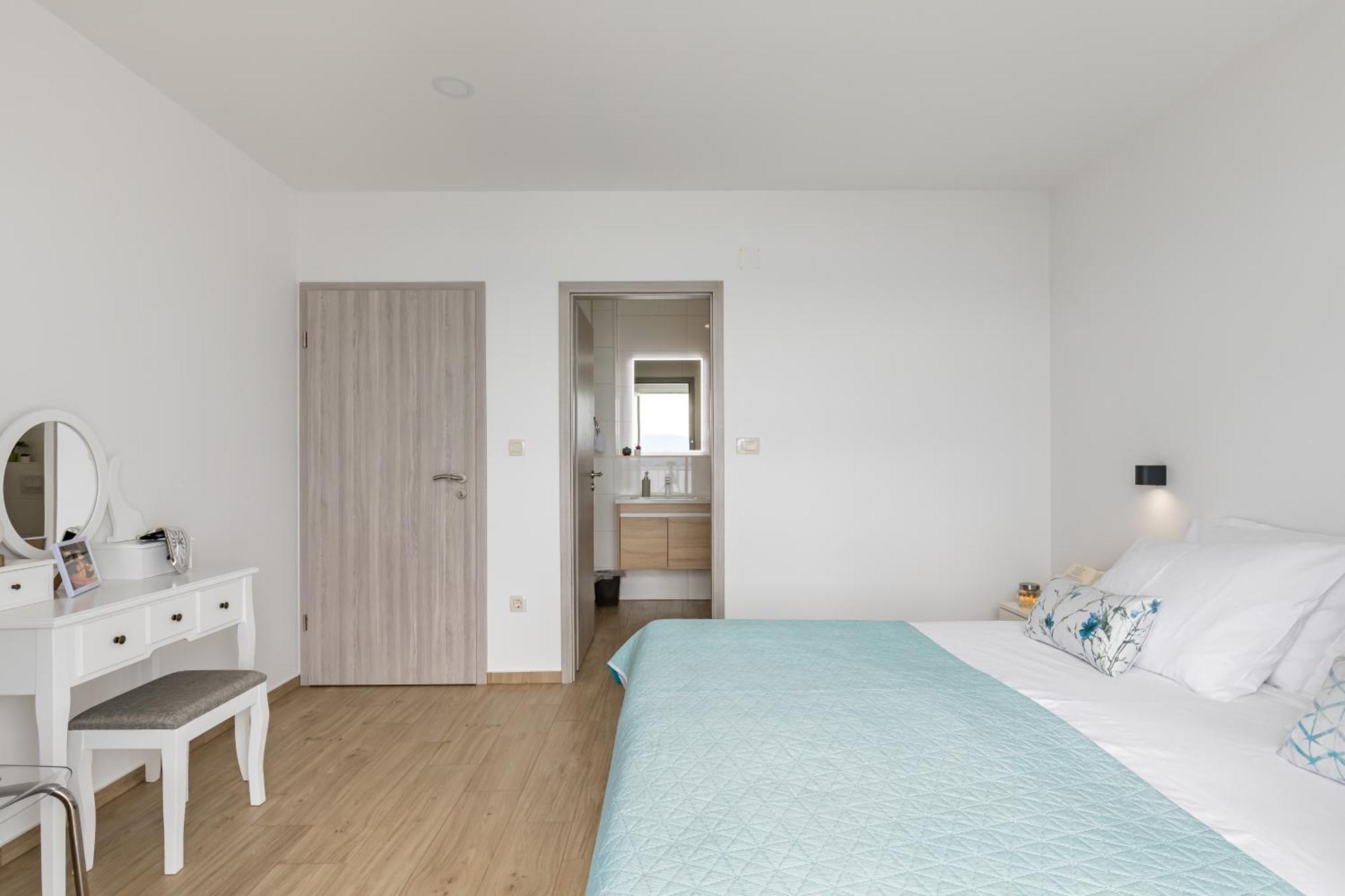 Luxurious Apartments Bona Fide Mimice Rum bild